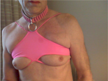 Sissy gurl in pink collar